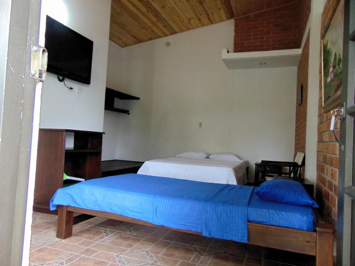 Hostal Suna Vito Puerto Asís Extérieur photo