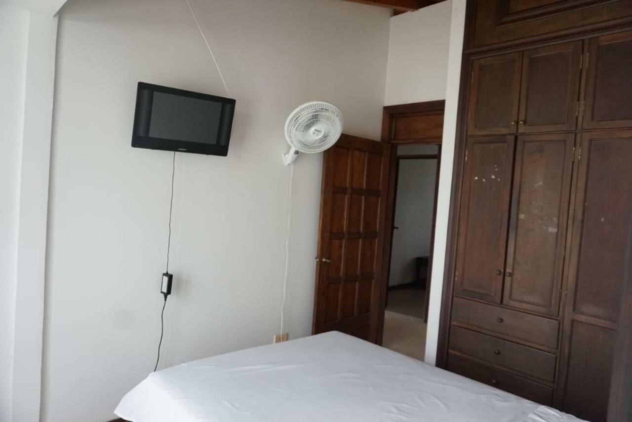 Hostal Suna Vito Puerto Asís Extérieur photo