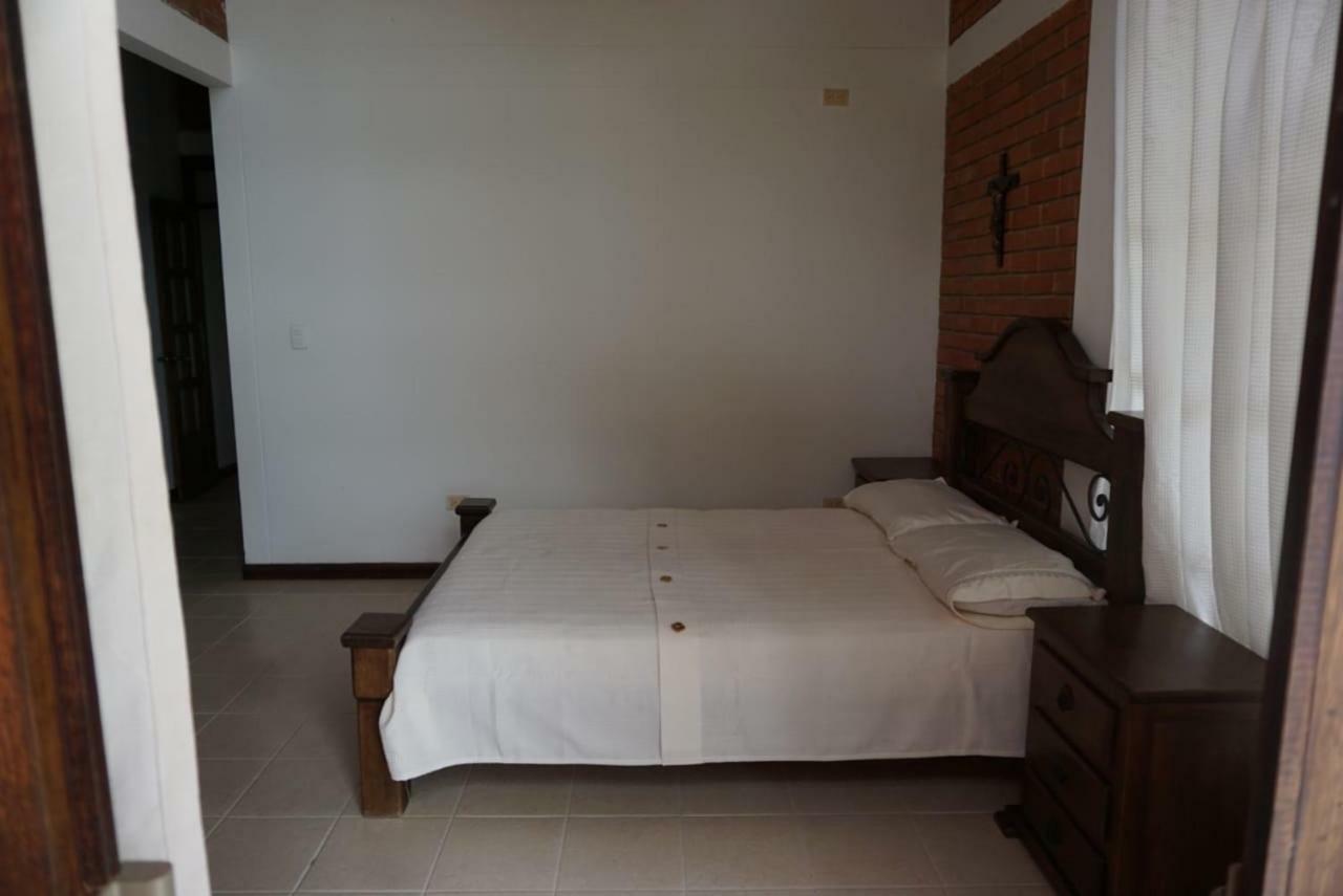 Hostal Suna Vito Puerto Asís Extérieur photo